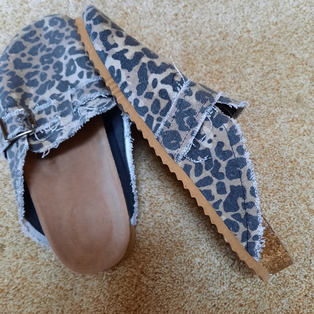 Slide on mule shoes, animal print, size 9.5, new never worn